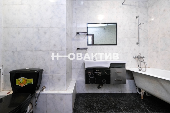 
   Продам 2-комнатную, 52.5 м², Рябиновая ул, 10/1

. Фото 25.