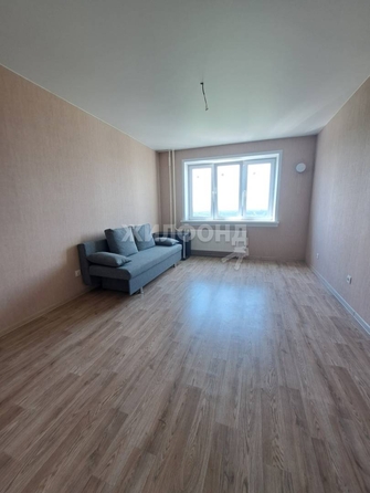 
   Продам 2-комнатную, 50.3 м², Титова ул, 255/2

. Фото 3.