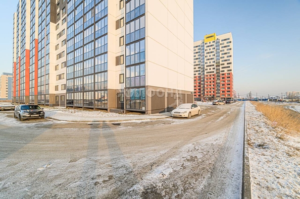 
   Продам 2-комнатную, 50.3 м², Титова ул, 255/2

. Фото 17.