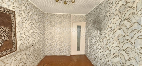 
   Продам 3-комнатную, 56.4 м², Полтавская ул, 35

. Фото 3.