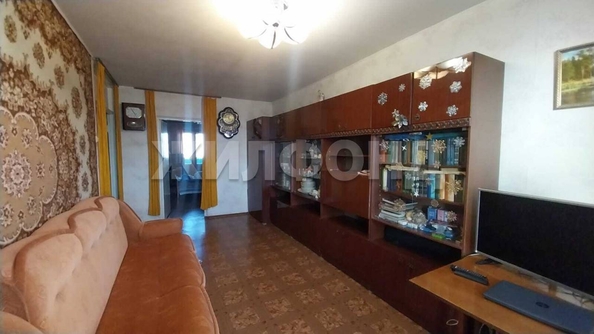 
   Продам 3-комнатную, 59 м², Ударная ул, 25

. Фото 3.
