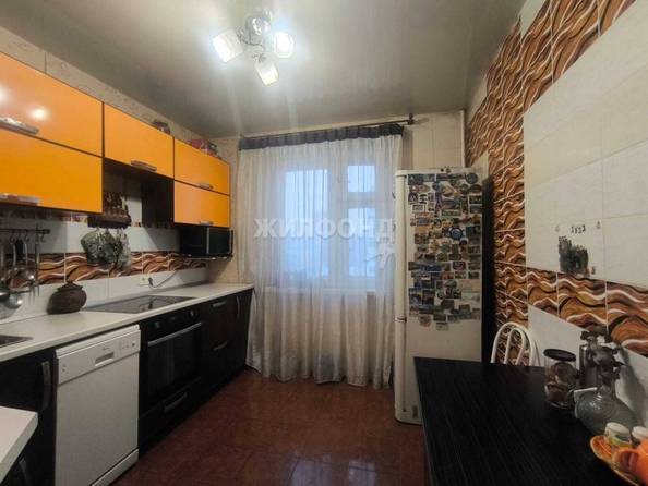 
   Продам 4-комнатную, 77.4 м², Кропоткина ул, 261

. Фото 1.