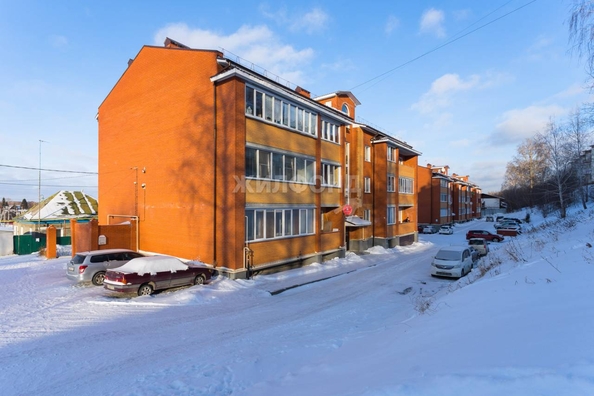 
   Продам 1-комнатную, 30.5 м², , 30/4

. Фото 4.