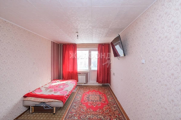 
   Продам 2-комнатную, 42.8 м², Связистов ул, 141

. Фото 6.