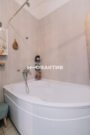 
   Продам 2-комнатную, 49 м², Романова ул, 35

. Фото 16.