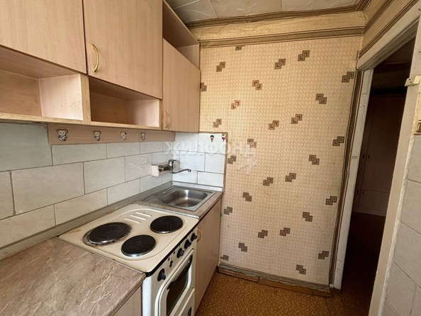 
   Продам 2-комнатную, 37.4 м², 3 Интернационала ул, 276

. Фото 8.