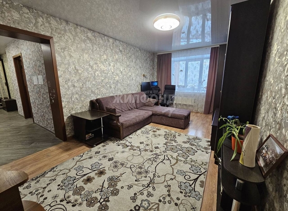 
   Продам 2-комнатную, 58.8 м², Северный мкр, 17/1

. Фото 2.