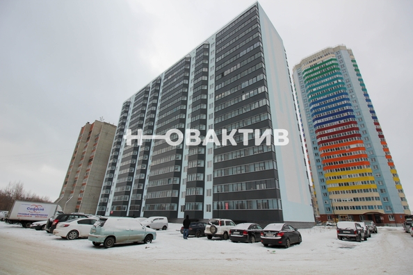 
   Продам 2-комнатную, 65.6 м², Волховская ул, 31

. Фото 1.