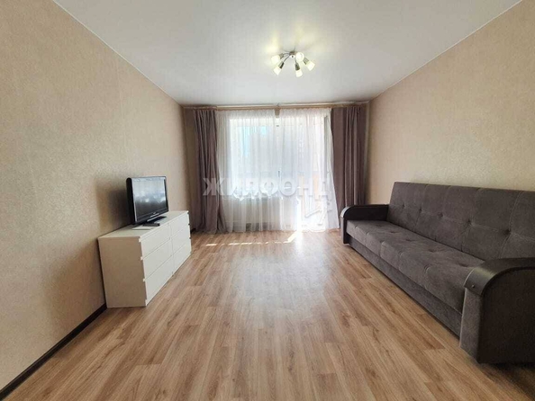 
   Продам 2-комнатную, 51.3 м², Гребенщикова ул, 8

. Фото 5.