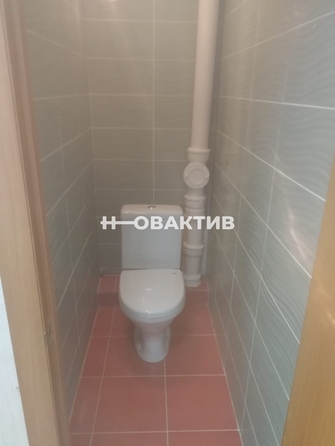 
   Продам помещение свободного назначения, 57.7 м², Южный мкр, 24

. Фото 4.