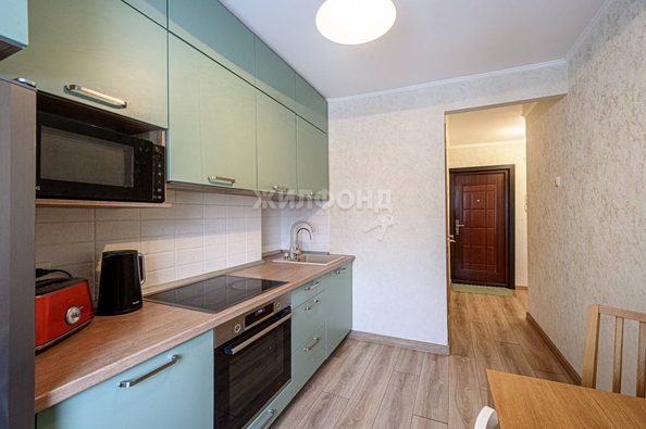 
   Продам 3-комнатную, 59.3 м², Челюскинцев ул, 15

. Фото 5.