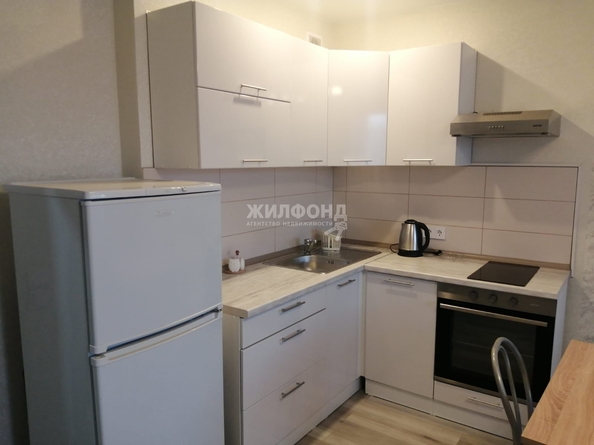 
  Сдам в аренду 1-комнатную квартиру, 32 м², Новосибирск

. Фото 7.