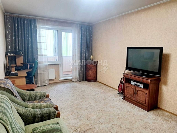 
   Продам 2-комнатную, 59 м², Есенина ул, 31/1

. Фото 8.