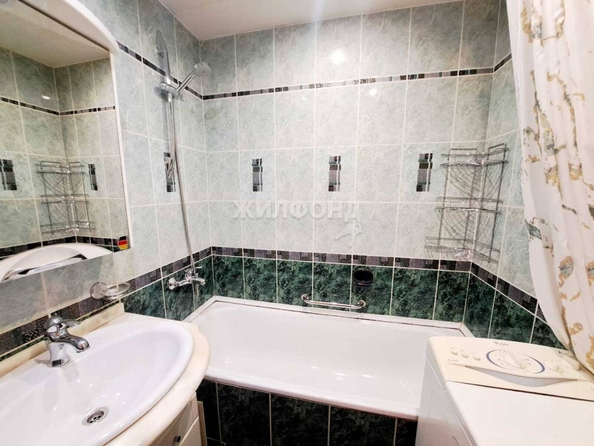 
   Продам 2-комнатную, 59 м², Есенина ул, 31/1

. Фото 14.