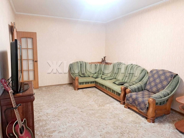 
   Продам 2-комнатную, 59.2 м², Есенина ул, 31/1

. Фото 9.