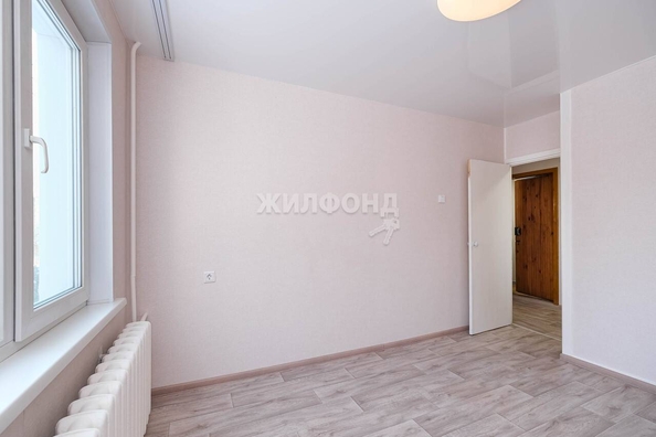 
   Продам 2-комнатную, 46.9 м², Зорге ул, 193/1

. Фото 17.