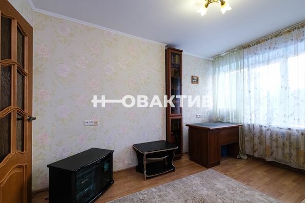 
   Продам 2-комнатную, 46 м², Гаранина ул, 21

. Фото 3.