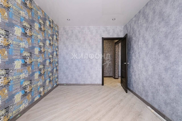 
   Продам 2-комнатную, 50.9 м², Троллейная ул, 132

. Фото 14.