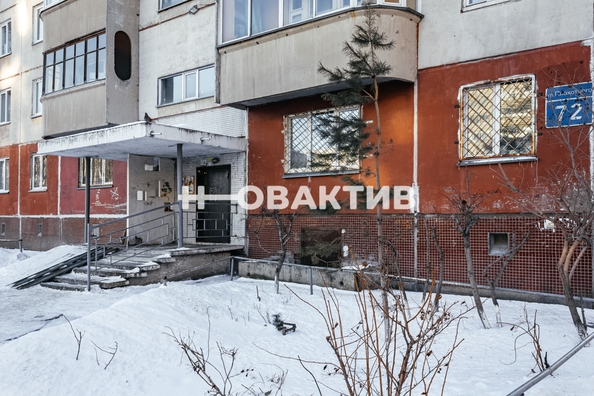 
   Продам 1-комнатную, 40.3 м², Плахотного ул, 72

. Фото 3.