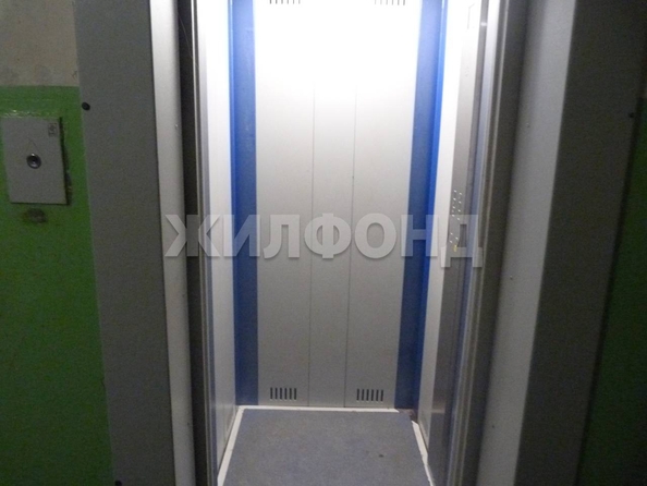 
   Продам 2-комнатную, 53.4 м², Связистов ул, 113

. Фото 13.