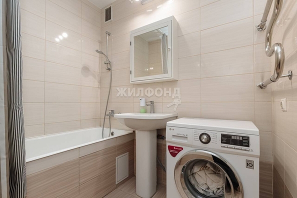 
   Продам 2-комнатную, 64.2 м², Закаменский мкр, 20/2

. Фото 11.