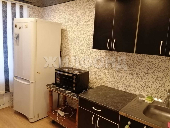 
  Продается 1-комн. квартира, 28.5 м², Петухова ул, д. 34
. Фото 5.
