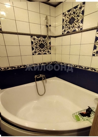 
  Продается 1-комн. квартира, 28.5 м², Петухова ул, д. 34
. Фото 7.