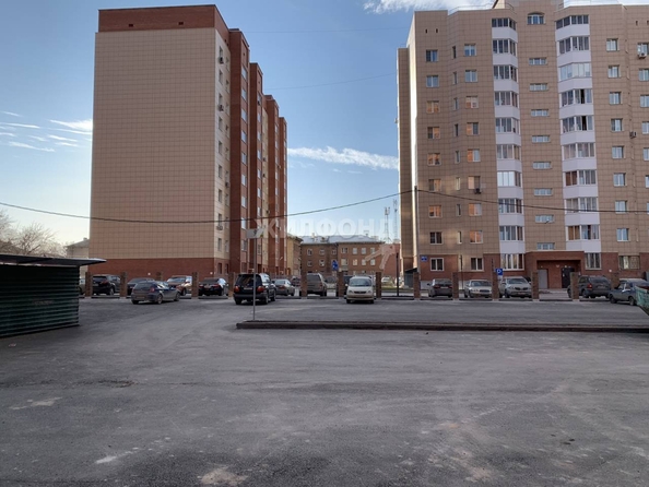 
   Продам студию, 27 м², Серафимовича ул, 22

. Фото 3.