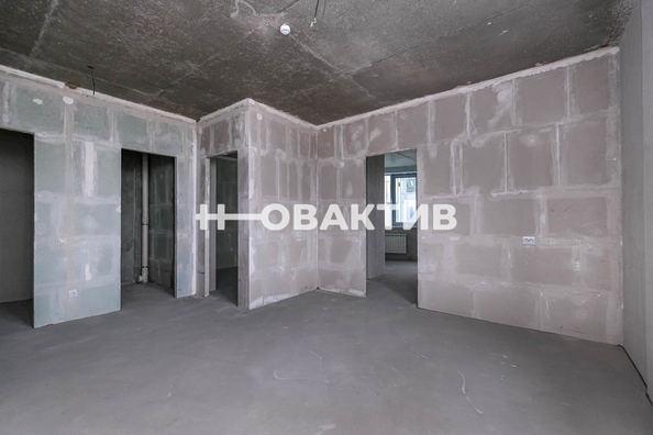 
   Продам 3-комнатную, 107.7 м², Лескова ул, 25

. Фото 3.