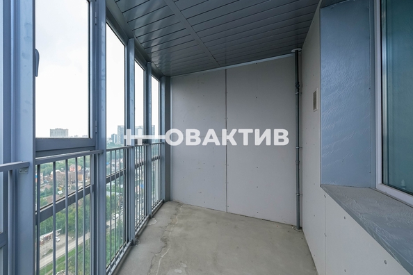 
   Продам 3-комнатную, 107.7 м², Лескова ул, 25

. Фото 19.