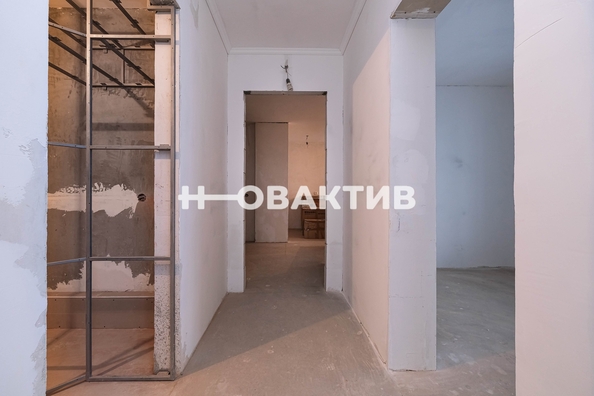 
   Продам 2-комнатную, 62.8 м², Большевистская ул, 100

. Фото 30.