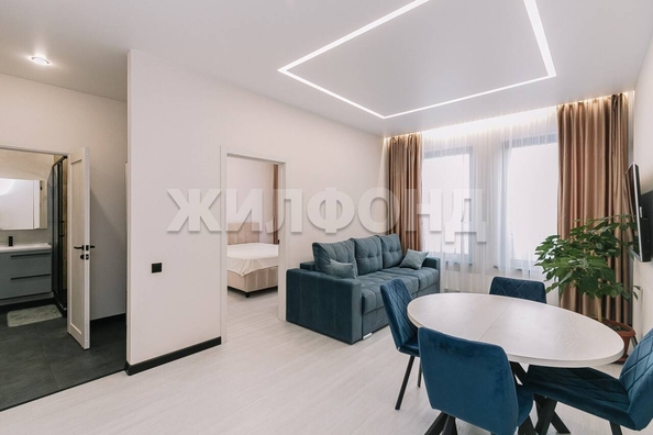 
   Продам 2-комнатную, 40 м², 3-й микрорайон, 2

. Фото 2.