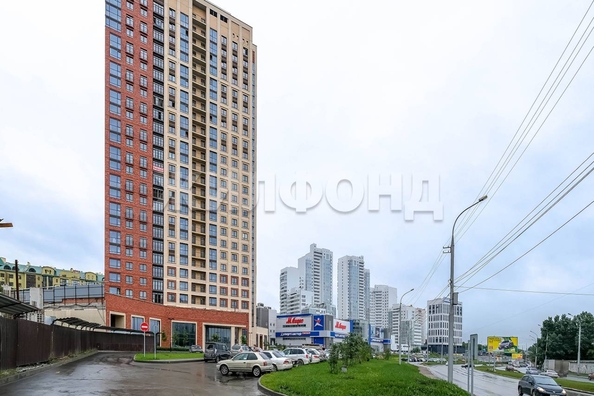 
   Продам 2-комнатную, 55.2 м², Шевченко ул, 19/1

. Фото 24.
