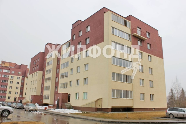 
   Продам 3-комнатную, 72 м², Дивногорская ул, 150/3

. Фото 2.