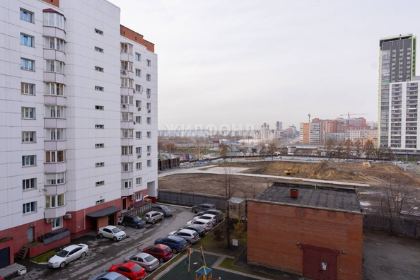 
   Продам 3-комнатную, 116.8 м², Нарымская ул, 20

. Фото 25.