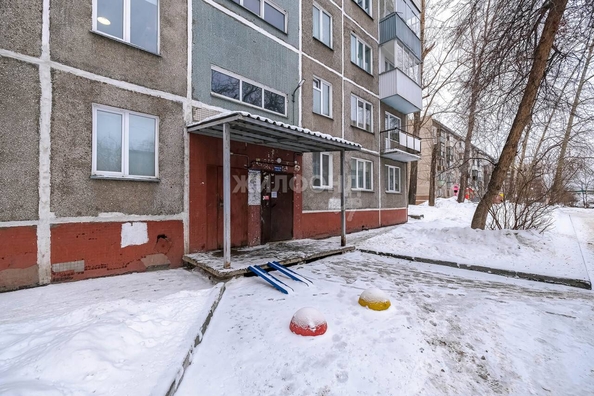 
   Продам 3-комнатную, 61.5 м², Чемская ул, 14

. Фото 19.