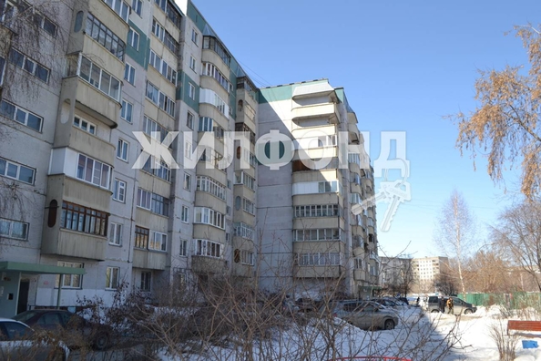 
   Продам 4-комнатную, 77.3 м², Троллейная ул, 136

. Фото 34.