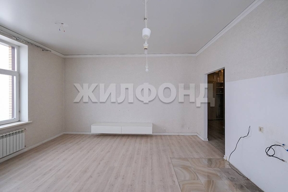 
   Продам 4-комнатную, 114.6 м², Семьи Шамшиных ул, 26/1

. Фото 8.