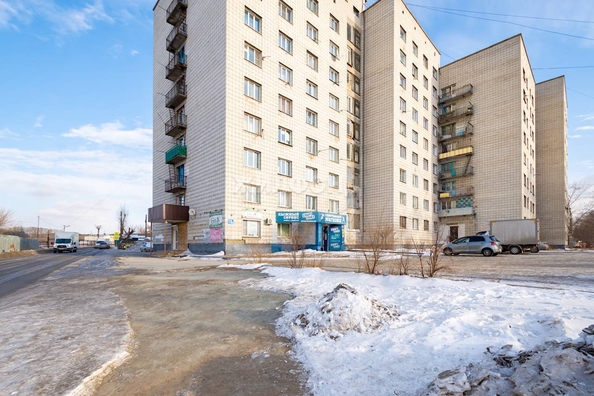 
   Продам секционку, 16.7 м², Сухарная ул, 70а

. Фото 2.