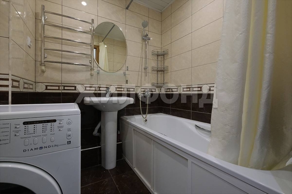 
   Продам 3-комнатную, 62.6 м², Троллейная ул, 18

. Фото 18.