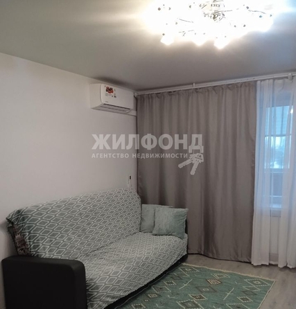 
  Сдам в аренду 1-комнатную квартиру, 30 м², Новосибирск

. Фото 1.