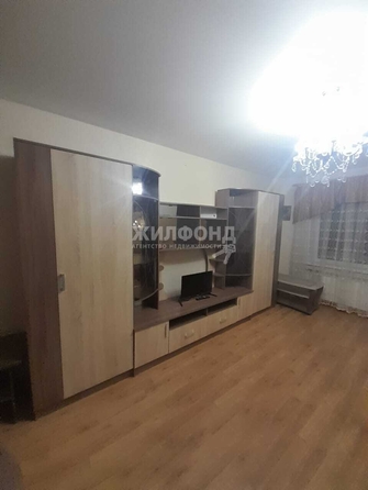 
  Сдам в аренду 1-комнатную квартиру, 39 м², Новосибирск

. Фото 3.