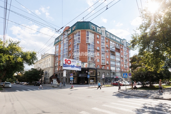 
  Сдам в аренду 3-комнатную квартиру, 116 м², Новосибирск

. Фото 13.