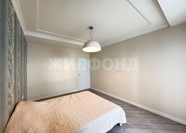 
  Сдается 3-комн. квартира, 85 м², Сухарная ул, д. 101
. Фото 2.