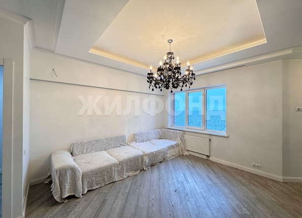 
  Сдается 3-комн. квартира, 85 м², Сухарная ул, д. 101
. Фото 11.