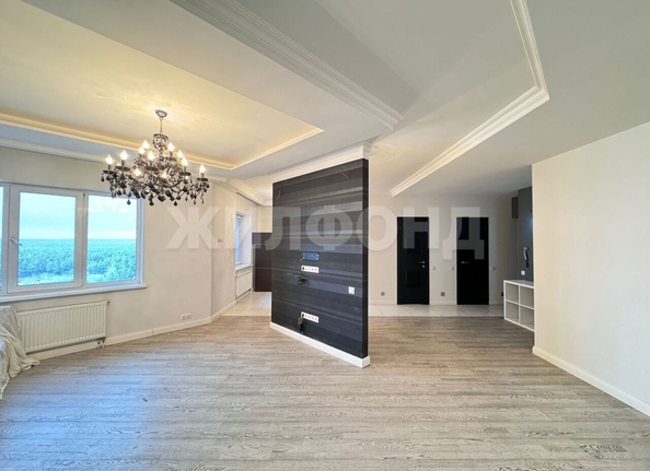 
  Сдается 3-комн. квартира, 85 м², Сухарная ул, д. 101
. Фото 16.