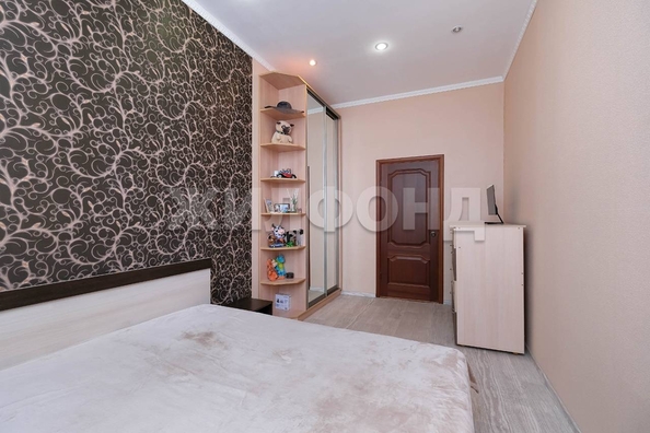 
   Продам 2-комнатную, 52 м², Каменская ул, 3

. Фото 4.