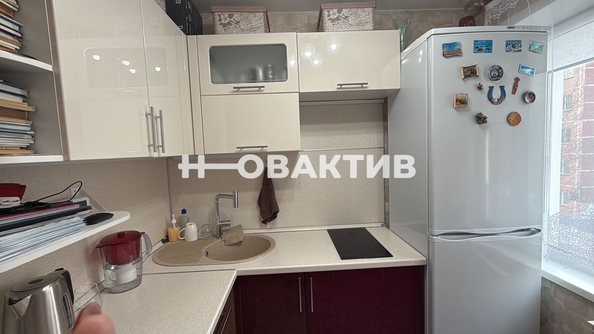 
   Продам 1-комнатную, 29 м², Учительская ул, 17/1

. Фото 3.