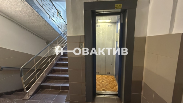 
   Продам 1-комнатную, 29 м², Учительская ул, 17/1

. Фото 19.