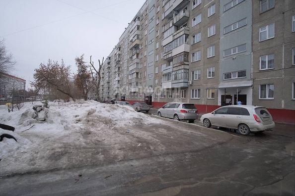 
   Продам 3-комнатную, 61.3 м², Комсомольская ул, 3

. Фото 24.